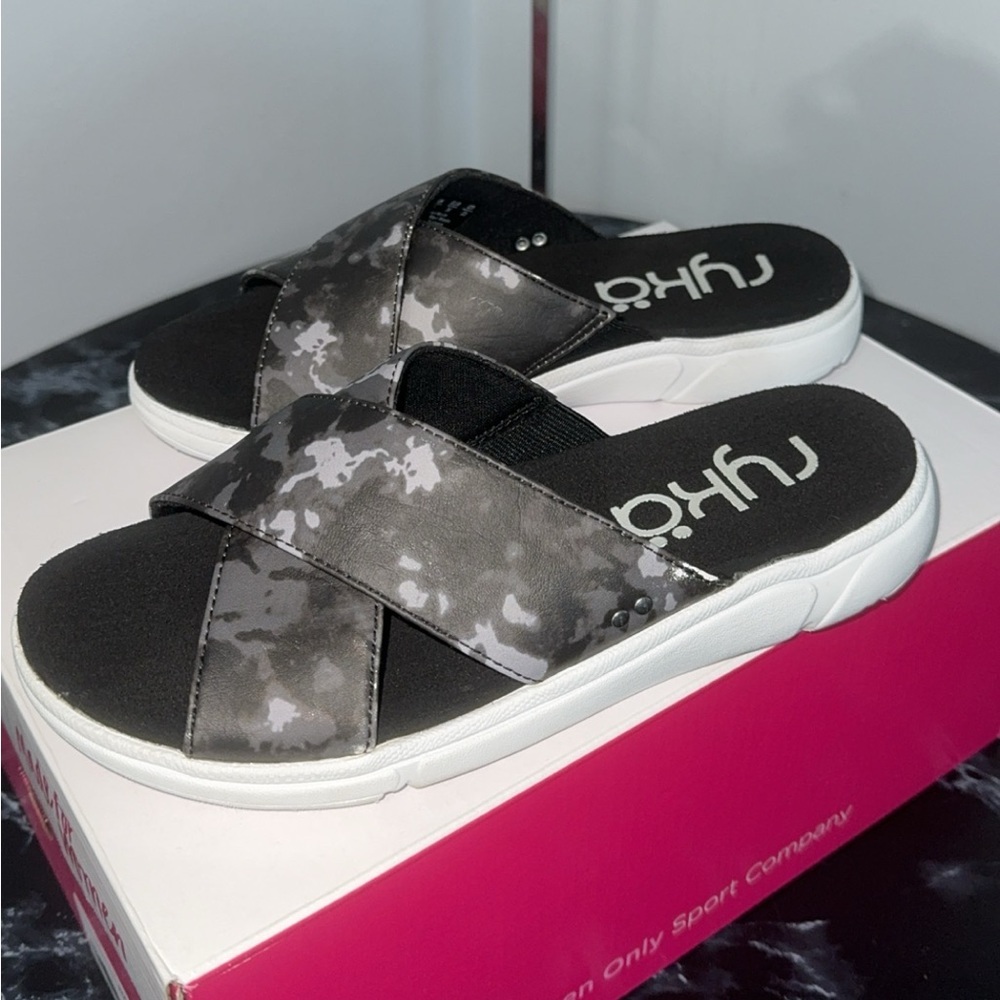 Ryka Women’s Malin Flat Slip On Slide Sandals Size 6 Black Multi -AUTHENTIC NEW